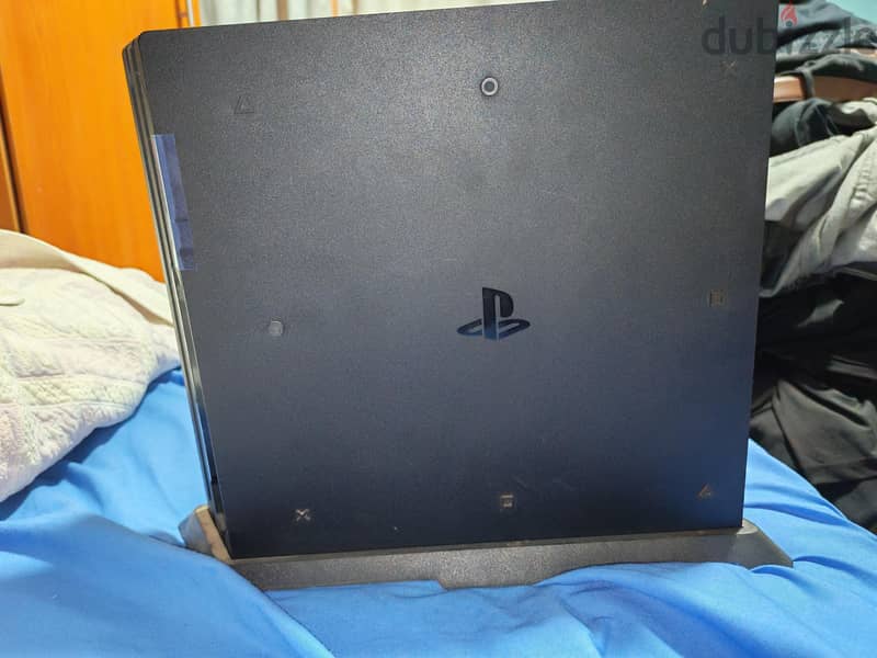 Playstation 4 pro 1