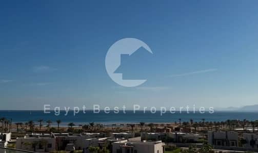 خصم30% و مقدم 5% فقط لفتره محدوده بينتهاوس 3 غرف مباشر على لاجون و بإطلاله بحر مفتوحه في سوما باي البحر الاحمر