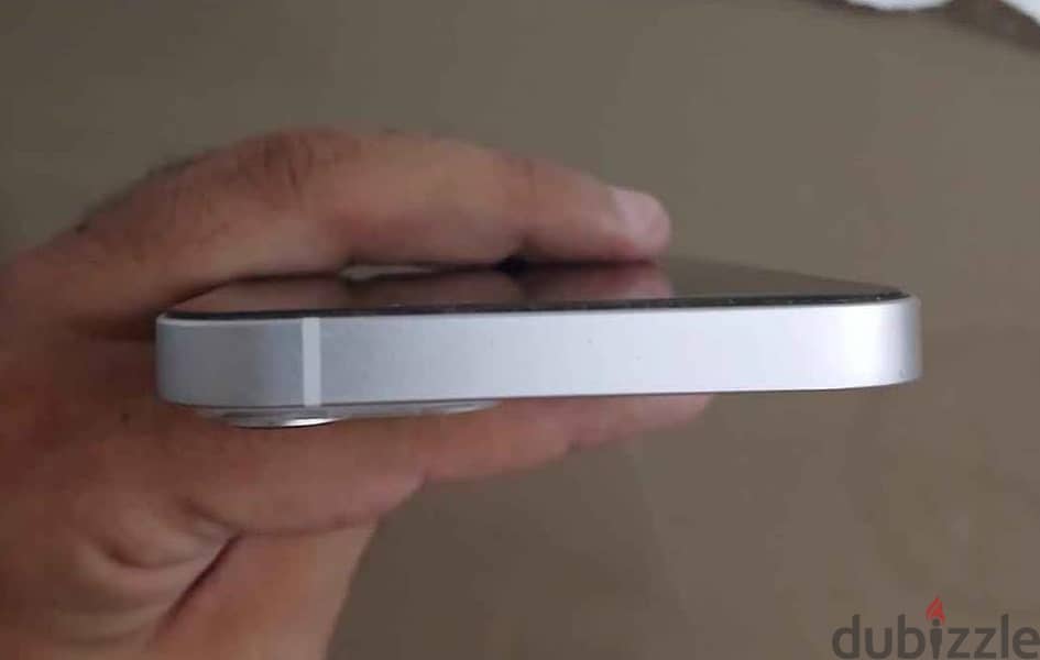 Apple - iPhone 13 4
