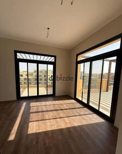 بنتهاوس برووف استلام فوري بكمبوند او ويست بجانب مول العرب ومول مصر بفيو لاند سكيب