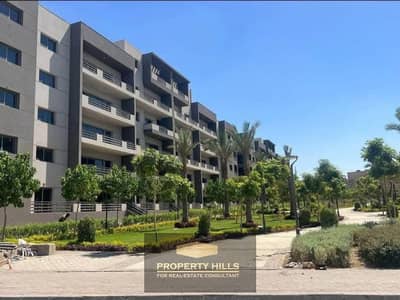 Received a fully finished ultra super lux apartment, with ilcazar in the best location in Sheraton, next to the airport