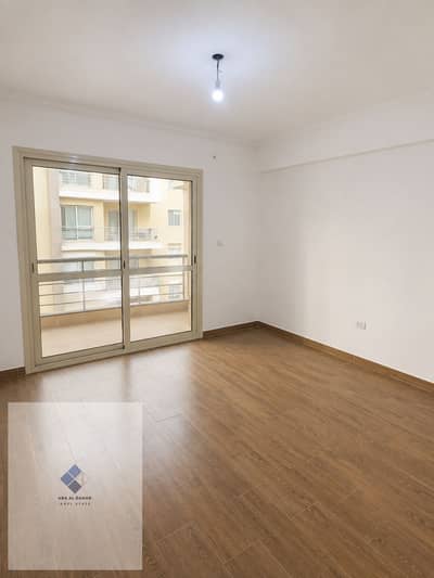 Apartment for rent in Janna Misr Compound in the Fifth Settlement, second floor, 3 bedrooms and 3 bathrooms, in a prime location within the compound, close to essential services and facilities
