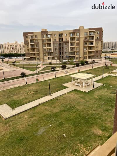 للبيع شقه ١٤٠ متر كمبوند دار مصر الاندلس مرحله تانيه امام هايد بارك والتسعين وخطوات لجامعه الامريكيه