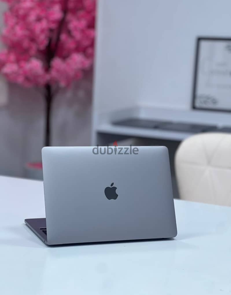 Macbook Pro M1 2020 Ram 16GB 1