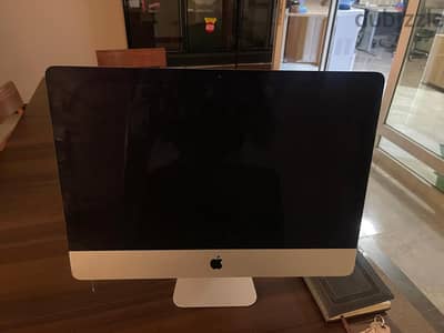 iMac Retina 4K (21.5-inch, 2017) – RAM 16GB بحالة ممتازة iMac Retina 4K (21.5-inch, 2017) – RAM 16GB بحالة ممتازة