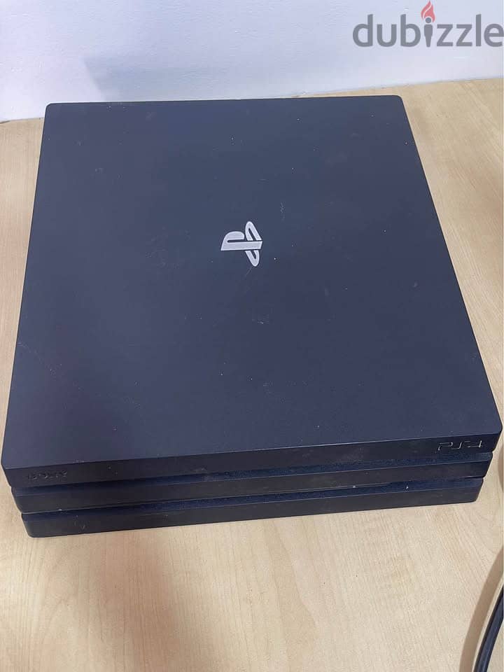 PlayStation 4 Pro 3