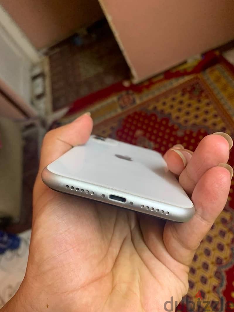 Apple - iPhone 11 2