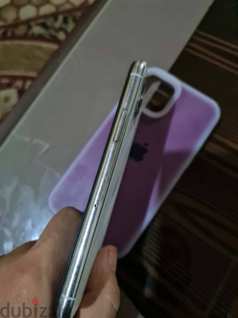 آبل - آيفون 11 برو 1