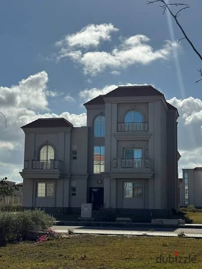 Fully finished villa at a bargain price in the Zahya project, New Mansoura; ready for viewing daily.