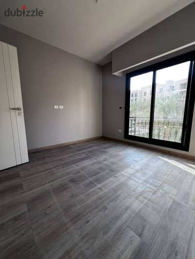  فرصة مميزة للبيع في Village West – الشيخ زايد