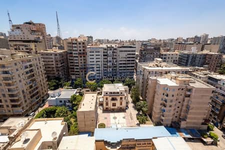 - شقة للبيع 145م جليم - خطوات من شارع ابوقير - مطلات مفتوحة
