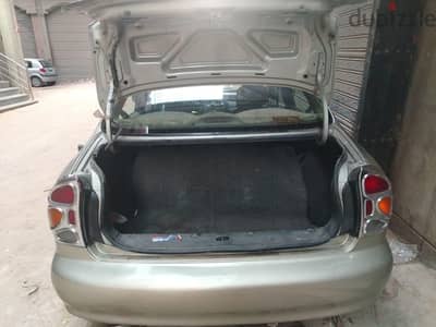 دايو لانوس 2000