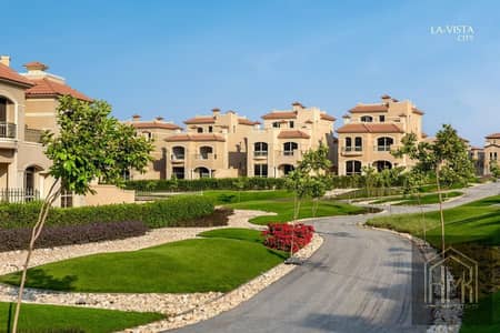 Villa Town House Compound Lavista City ( Lavista City ) Administrative Capital - Fifth Settlement New Cairo