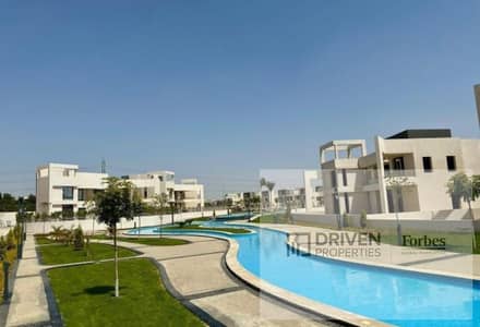Ready To Move Villa Panoramic View For Sale By Installment In Lake West Compound Sheikh Zayed Beverly Hills Giza