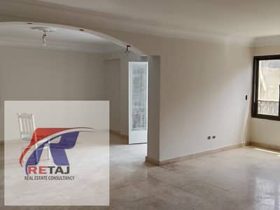 Own an Apartment in the Heart of the Sixth District – Two-Way Street | First Owner
