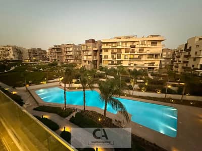 2 Bedroom Apartment Direct on Pool