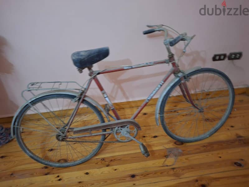 Antique bicycle 1