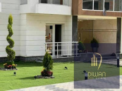فرصة لفترة محدودة| دوبلكس 360م + جاردن للبيع استلام فوري بفيو water features في كمبوند اويا oia في اميز لوكيشن في العاصمة الادارية الجديدة R7
