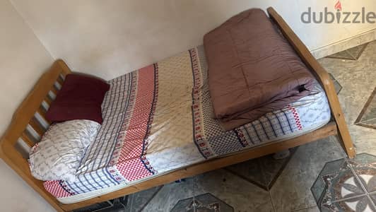 سرير ، مرتبة ، دولاب