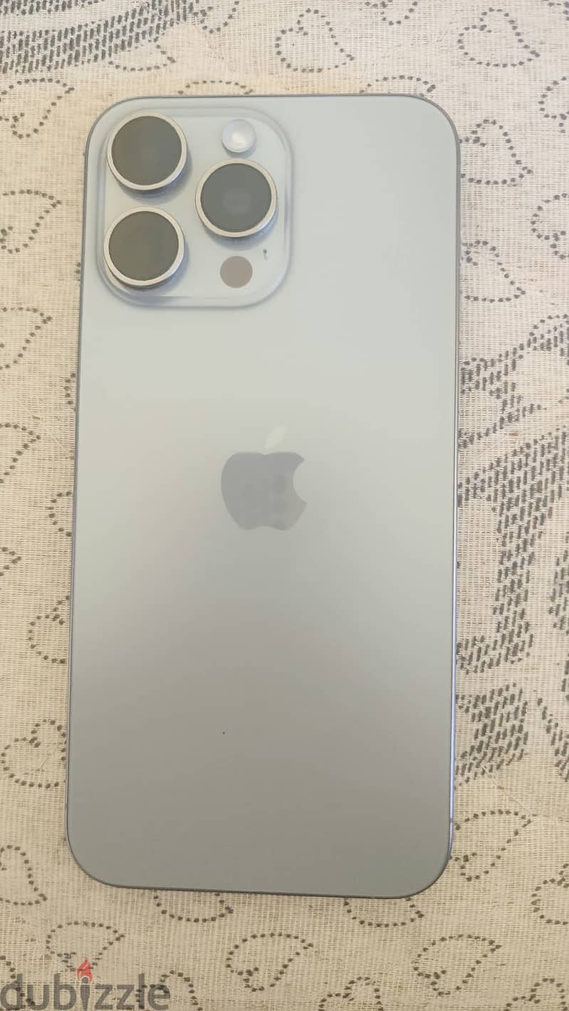 iPhone 15 Pro Max 1