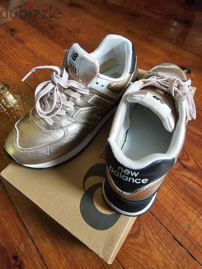 New balance Rose Gold