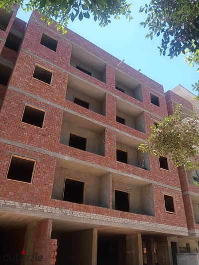 140 square meters behind side