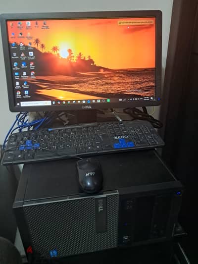 للبيع جهاز Dell OptiPlex 3010 مستعمل بحالة ممتازة + شاشة Dell 19 بوصة