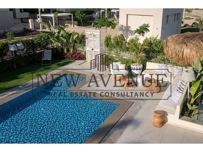 للبيع ستاندالون فيلا بحمام سباحة خاص بموقع متميز في هاسيندا وايت الساحل الشمالي Hacienda White North Coast متشطب و مفروش بالكامل
