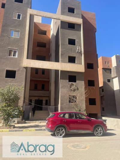 للبيع شقة 84 م كومباوند اوبريت جرينز - حدائق اكتوبر  علي طريق الحي الايطالي مباشر