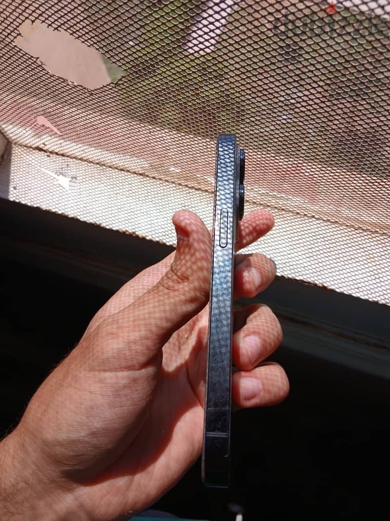 Apple - iPhone 14 Pro 3