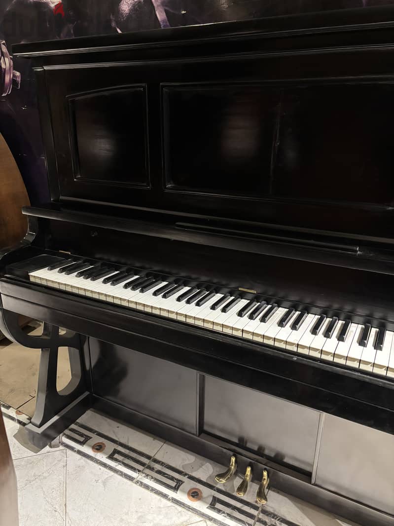 Piano milton 5