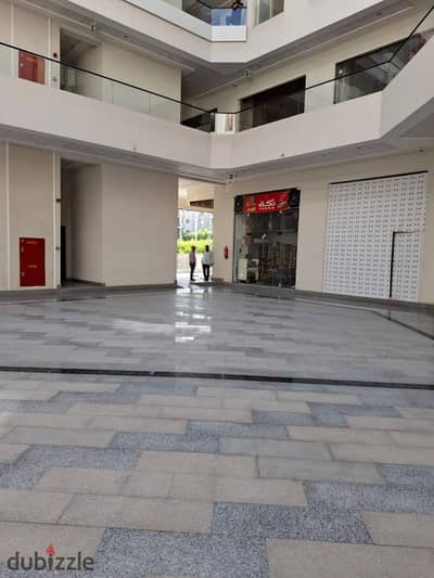 Shop for rent in Silver Gate Mall, Sheikh Zayed, with an area of ​​58 square meters. A great opportunity for business owners in a prime location