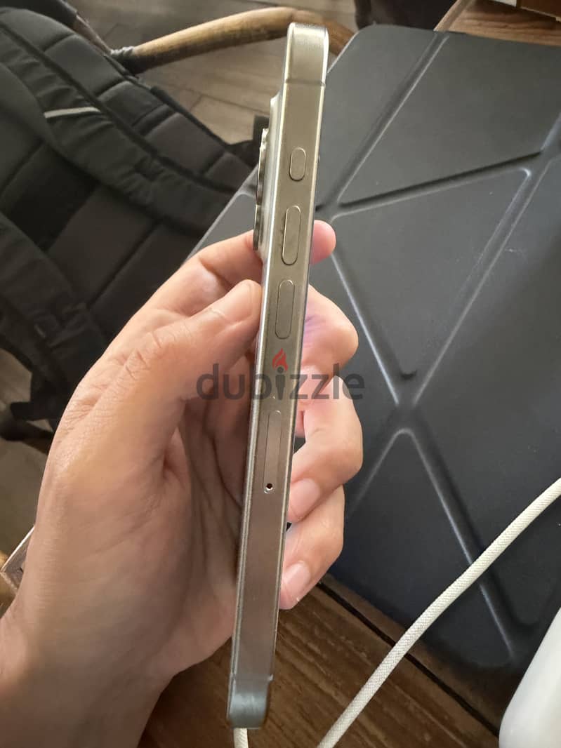 Apple - iPhone 15 Pro 3