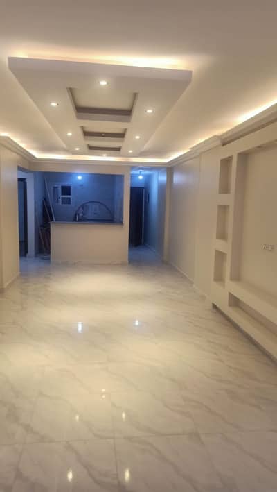 Direct from the owner: 145 sqm ultra-modern apartment for sale (never lived in), located near Al-Lebini Street and Awlad Ragab in Al-Haram.