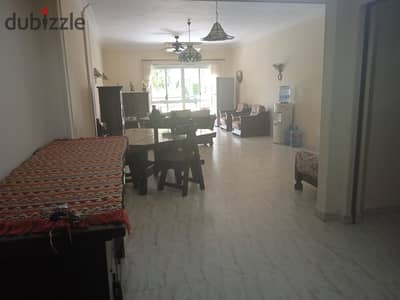 شقة مميزة للبيع في زايد 2000 | 190 متر | تشطيب كامل | تقسيم واسع وموقع مميز