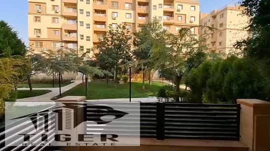 Opportunity in my city, a 92m ground with a garden in the b6, the best location for services