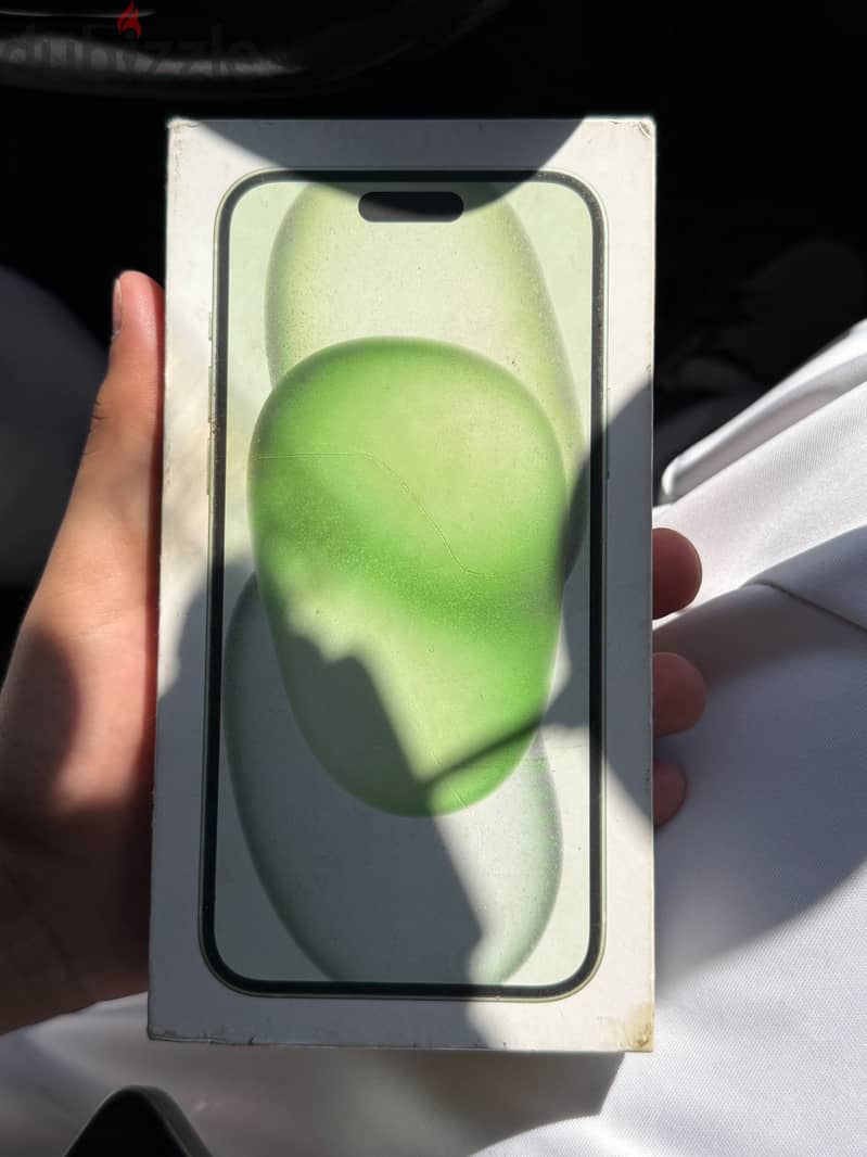 Apple - iPhone 15 plus 5