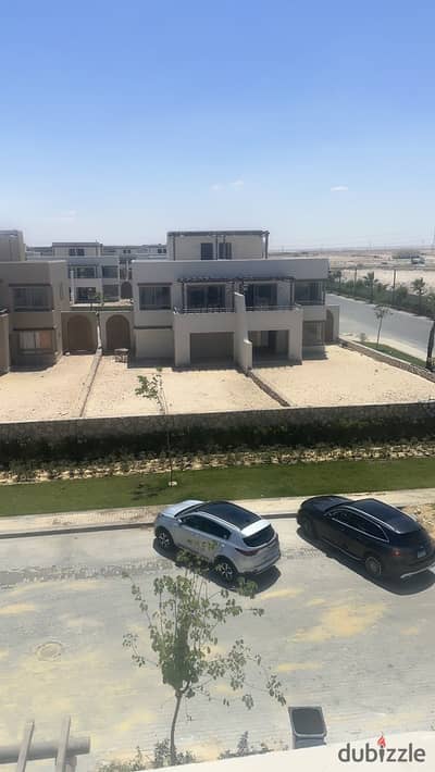 باقل سعرجونيورشاليه متشطب  مميز اطلاله كامله علي البحر من كل الغرف  للبيع  في هاسيندا ويست راس الحكمه  استلام فوري