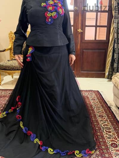 فستان سهرة اسود-Black evening dress