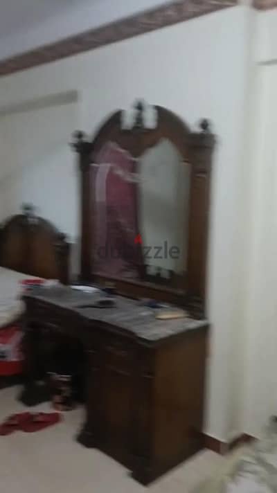 غرفه نوم اطفال قشره خشب زان استعمال خفيف جدا لون بني