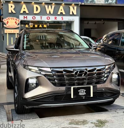 Hyundai Tucson 2022 نقداً او بالتقسيط فقط ٣٠ الف كم كامله بحاله الزيرو