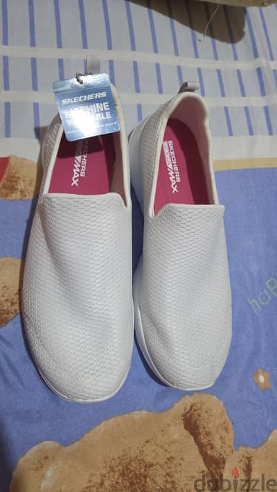Skechers GOwalk Max سكيتشرز جو ووك حريمي