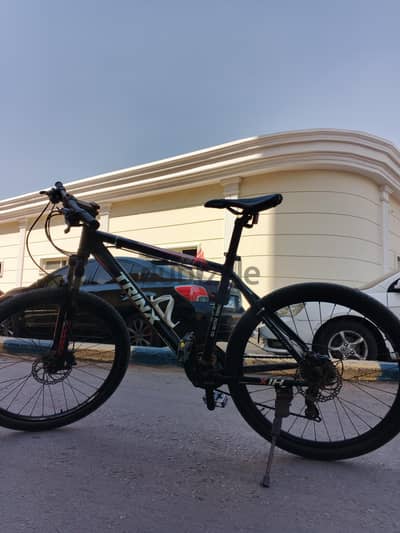 Trinx hydraulic عجله فئه عليا