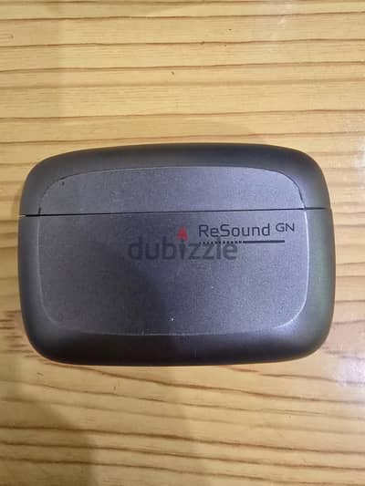 ReSound OMNIA 9 Hearing Aids + Original Charger.     سماعة اذن طبية