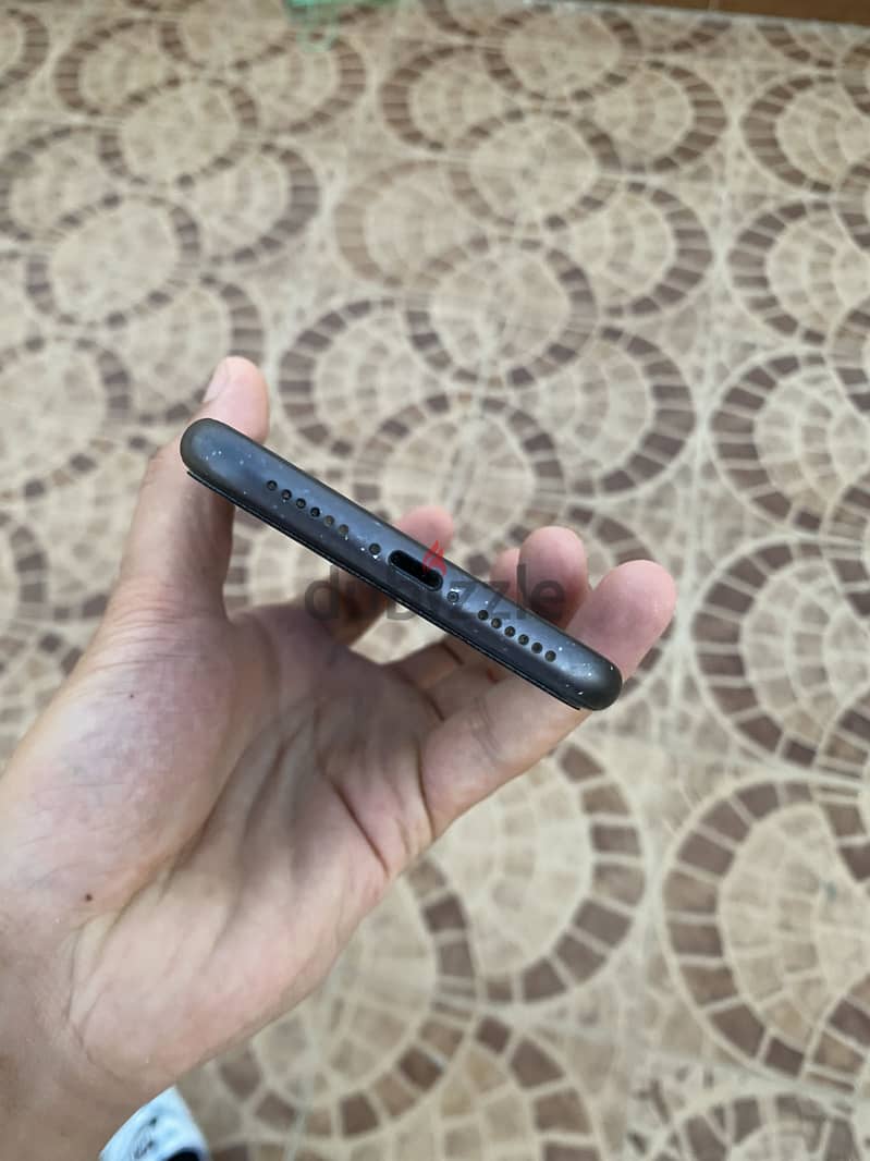 iPhone 11 1