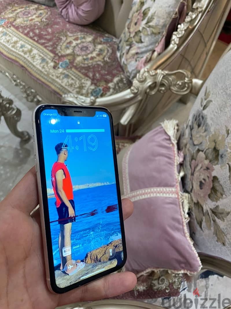 آبل - آيفون 11 4