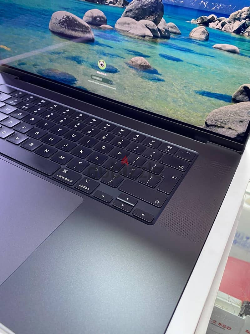 MacBook Pro 2023 - 16 inch 3