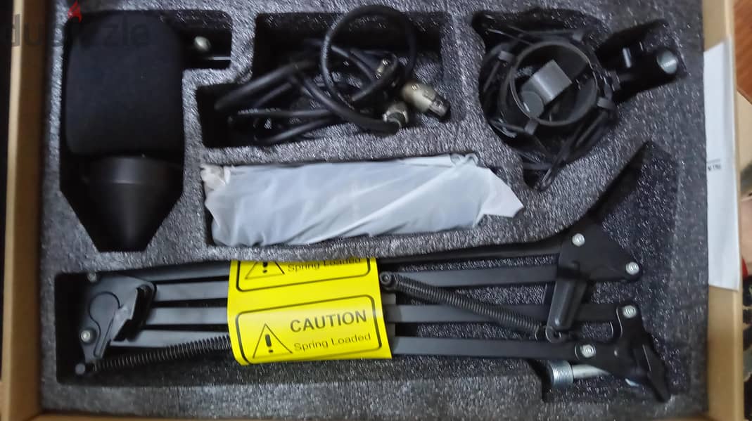 Home Studio Starter Bundle – Behringer UM2, Zingyou Mic, Alesis V-Mini 6