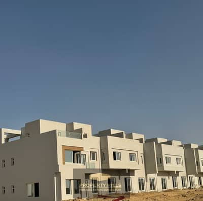 The largest independent villa in Sheikh Zayed next to Mall of Arabia and near the Dahshur link and Cairo University