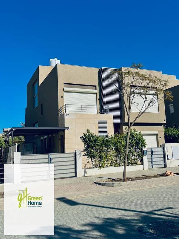 فيو مفتوح علي لاندسكيب فيلا مستقلة للبيع للاستلام الفوري في بالم هيلز القاهرة الجديدة Palm Hills New Cairo
